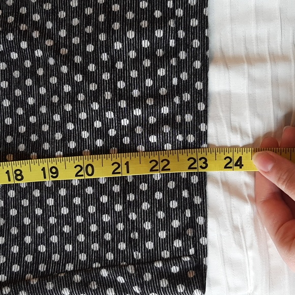 Flowy polka dot top - Picture 6 of 8